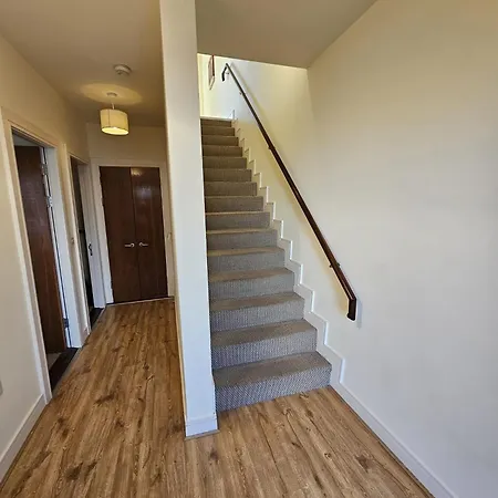 Cozy 2 Bedroom
